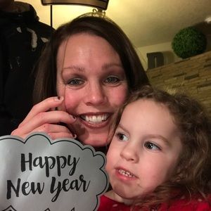 Meet your Posher, Chealaey